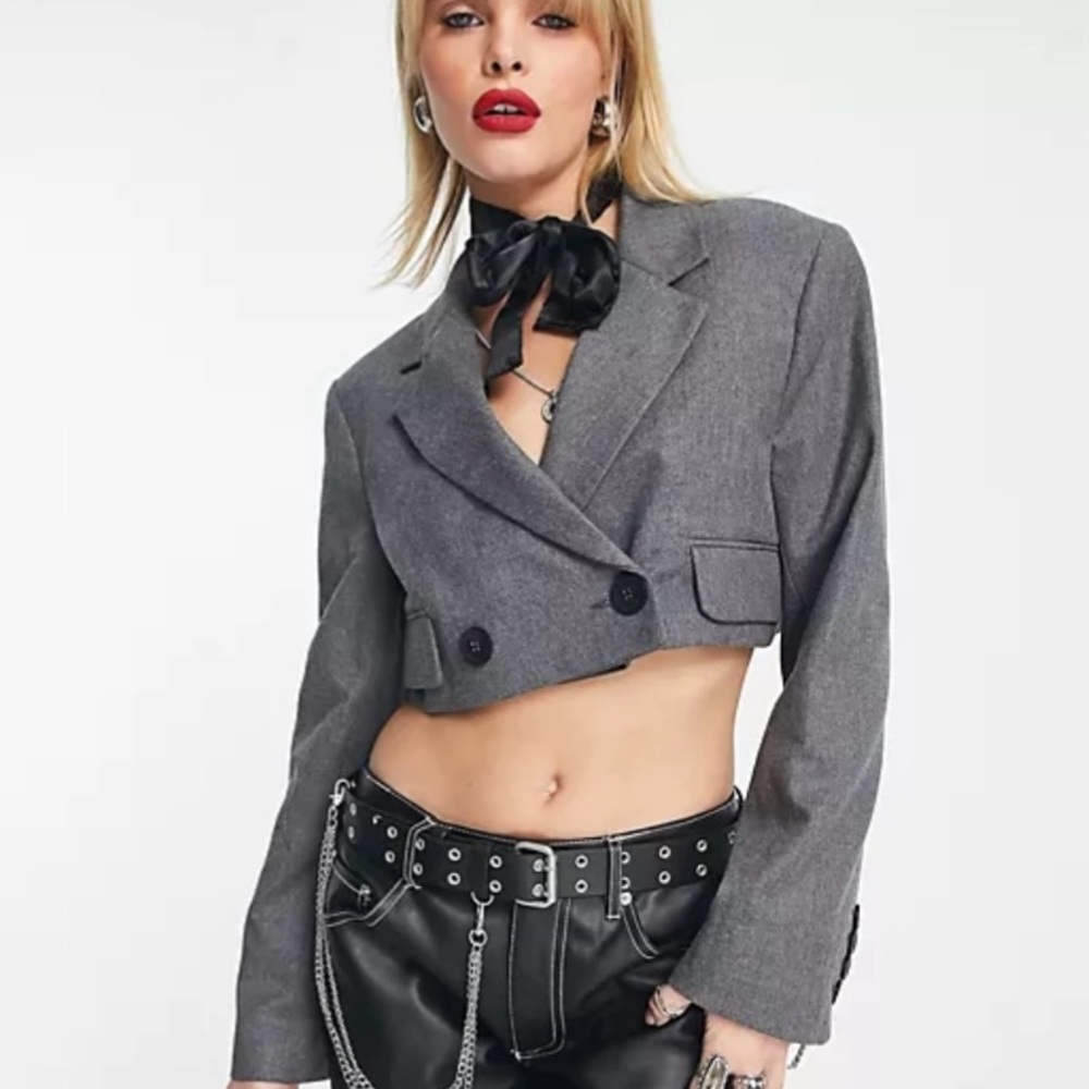 Bershka Cropped Blazer in Grey 
In a size Medium